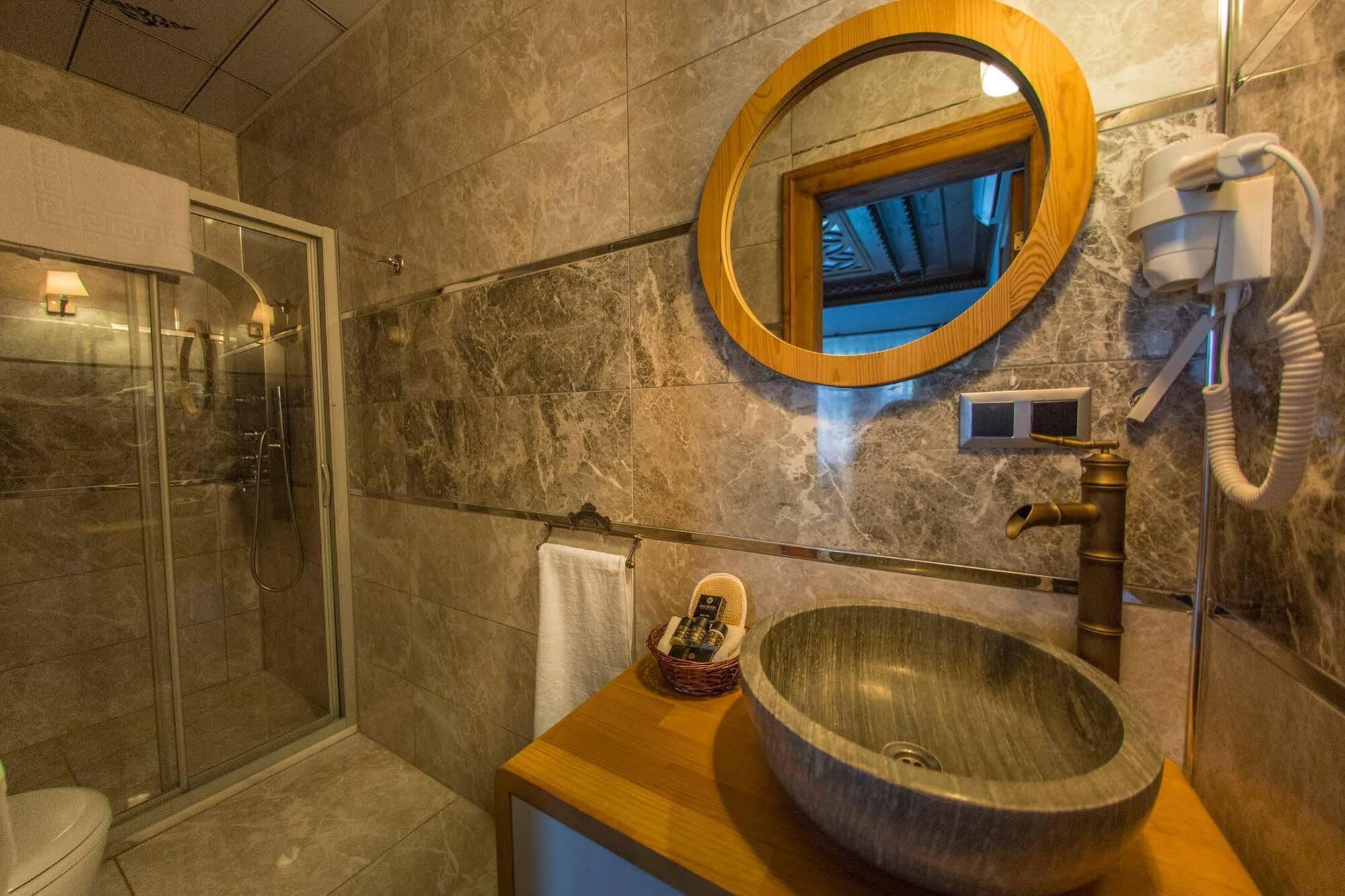 Bayezid Han Konak (Adults Only) Амася Екстериор снимка